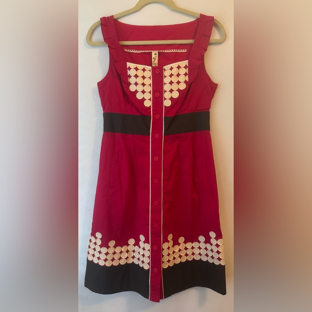 Stylish Red and Black Sleeveless Dress
